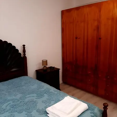 Apartamento No Centro De Viana 홈스테이 *